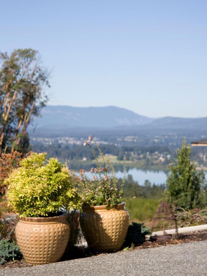M&M'S Maple Bay Mountain Guesthouse - Licensed Duncan Kültér fotó