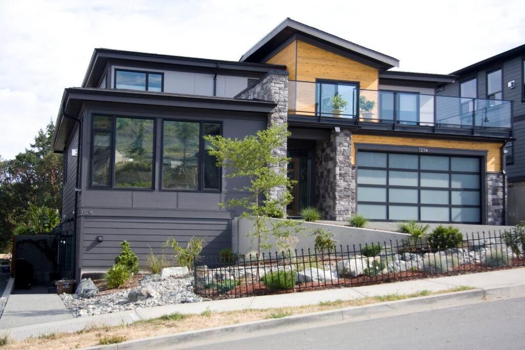 M&M'S Maple Bay Mountain Guesthouse - Licensed Duncan Kültér fotó