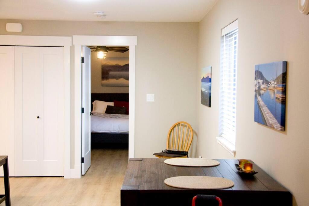 M&M'S Maple Bay Mountain Guesthouse - Licensed Duncan Kültér fotó